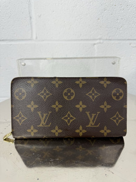 Louis Vuitton Monogram Long Zip Wallet